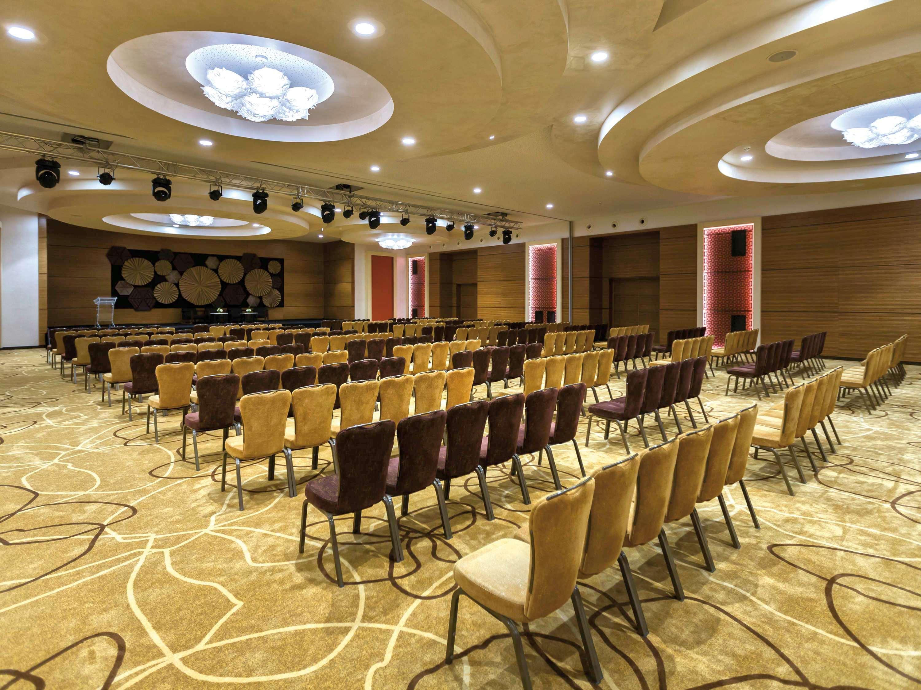Moevenpick Hotel Du Lac Tunis Zewnętrze zdjęcie The ballroom